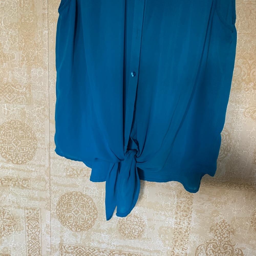 Blue Tank Button Down - Picture 4 of 5